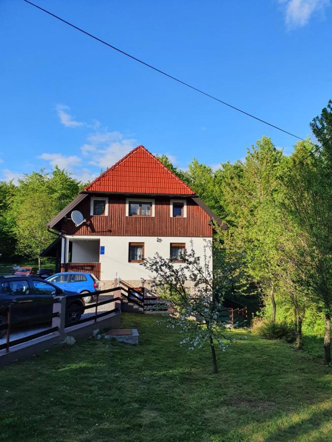 Guest House Wolf II Plitvička Jezera Dış mekan fotoğraf
