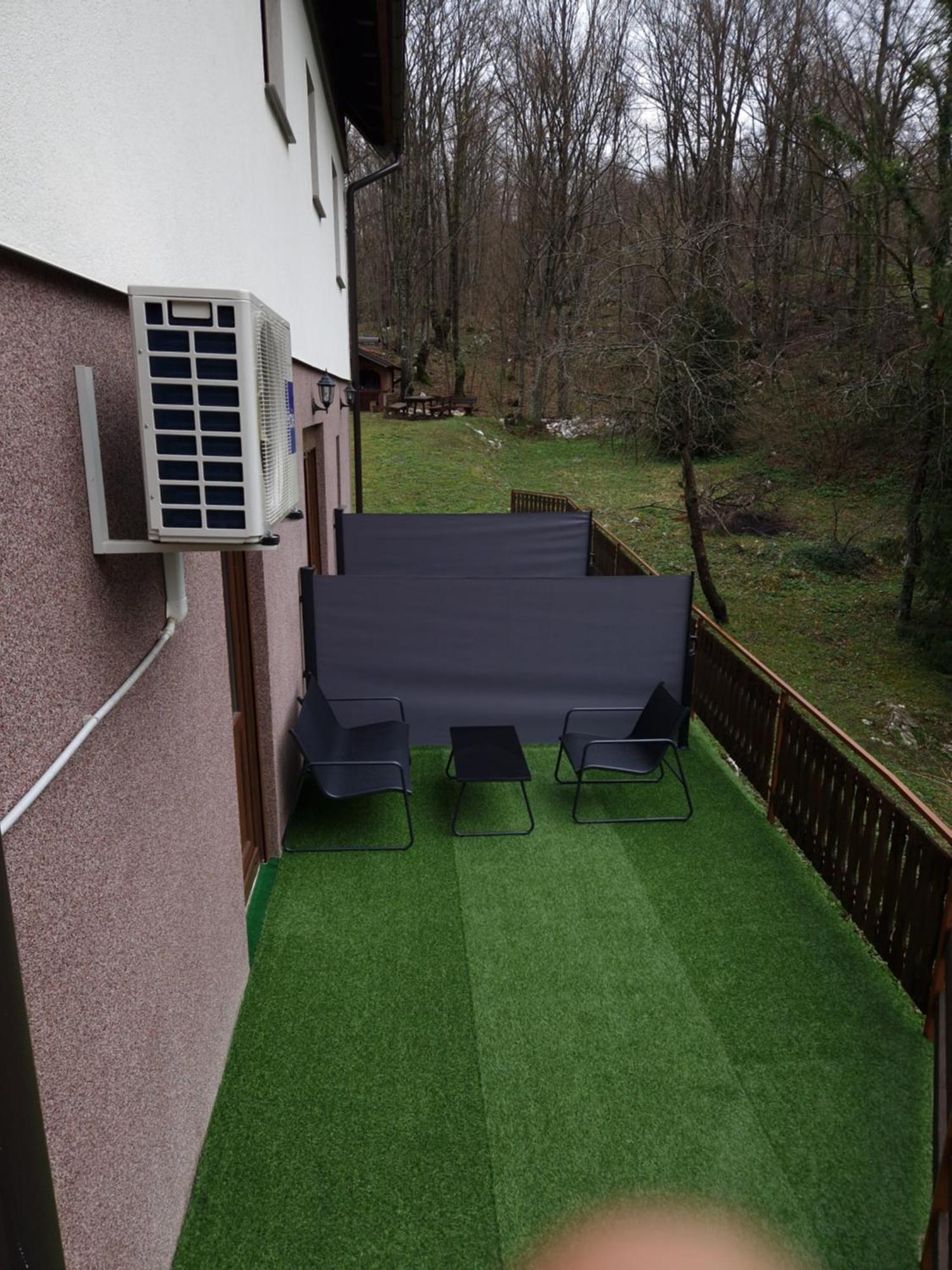 Guest House Wolf II Plitvička Jezera Dış mekan fotoğraf